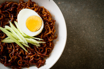 Korean Instant Noodle with Black Bean Sauce (Jajangmyeon or JJajangmyeon)