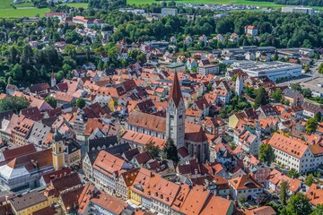 Fototapeta na wymiar Ausblick auf die Innenstadt der kreisfreien Stadt Kaufbeuren im Ostallgäu