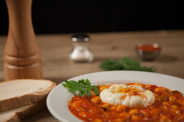 Garbanzos con tomate