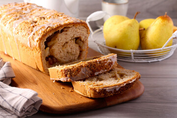 Pear and raisin whole wheat bread with streusel topping