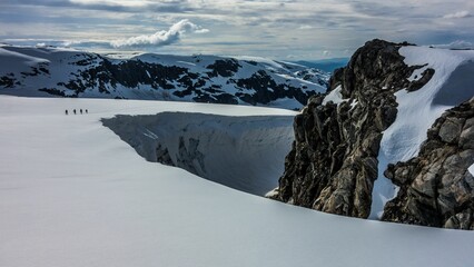 Naklejka premium Scenic view of the mountains in Folgefonna National Park, Norway, in winter