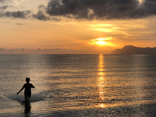Fototapeta premium Sonnenaufgang in Can Picafort auf Mallorca