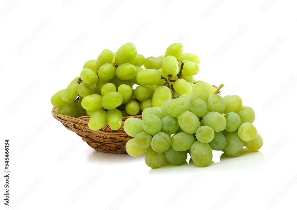 Wall mural Green grape bunch isolated on white background