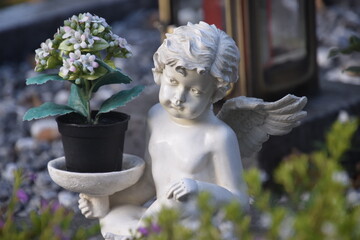 statue of angel