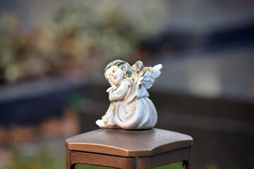 statue of angel
