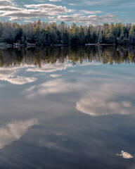 Réservoir L'Escalier, trees sky reflected
