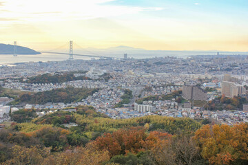 須磨浦山上遊園から眺める明石海峡大橋