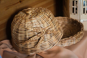 basket, wicker, empty, brown, handmade, container, craft, isolated, woven, wood, pattern, straw, object, decoration, handicraft, wooden, traditional, natural, texture, picnic, rattan