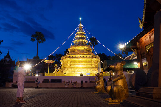 Wat Phra That Sri Jomthong historic temple in twilight time at Jomthong provine in Chiang Mai, Thailand.