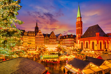 Traditional christmas market on Roemer Platz in Frankfurt, Germany - 545549593