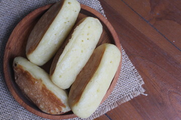 Pukis cake is a traditional Indonesian cake that comes from Banyumas Regency Central Java.  Pukis cake has a distinctive color, that is the top part of the pukis cake is yellow and the bottom is brown