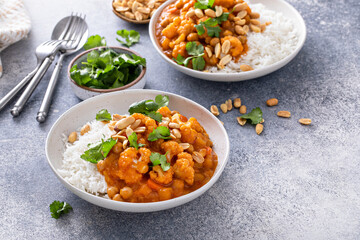 Vegan curry with cauliflower, chickpeas and butternut squash