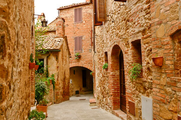 Fototapeta na wymiar Montisi, borgo medievale in provincia di Siena. Toscana, Italy