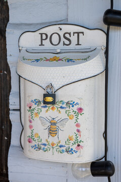 Stara skrzynka pocztowa
