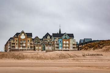 L'institut Calot, hopital,  sur la plage &agrave; Berck sur Mer dans le Pas de Calais en France
