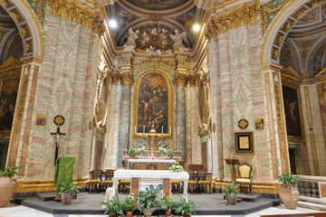 Fototapeta na wymiar ROME NOVEMBER 12 2022 THE CENTRAL ALTAR OF THE CHURCH OF THE SANTISSIMA TRINITA' DEGLI SPAGNOLI