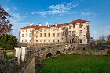 The Nelahozeves Chateau, finest Renaissance castle, Czech Republic. Main gate with bridge. - obrazy, fototapety, plakaty