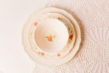 Porcelain plates and bowls