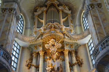 Die Orgel der Frauenkirche in Dresden