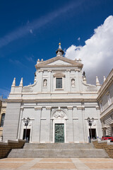 Fototapeta na wymiar Side entrance of the Almudena Cathedral