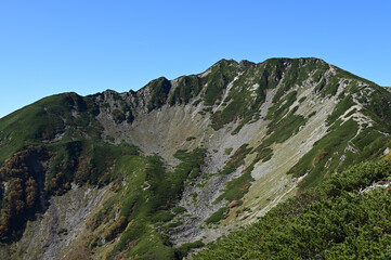 南アルプス仙丈ヶ岳の秋