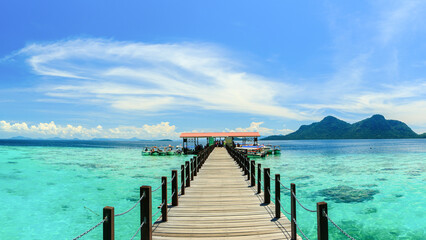 panorama view of corals reef and islands at the jetty of Bohey Dulang Island, Sabah, Malaysia. - obrazy, fototapety, plakaty