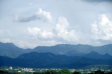Fototapeta na wymiar 台湾　阿里山の山々の風景 