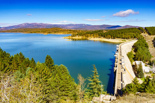 Dam on Embalse de Aguilar de Campoo, Spain.