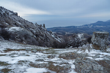 Fototapeta na wymiar Sunny field on Mount Demerdzhi in spring. Crimea