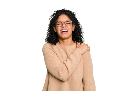 Young cute brazilian woman isolated having a shoulder pain.