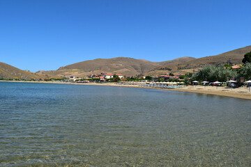 Fototapeta na wymiar view of the bay of the island