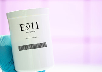 Packaging with nutritional supplements E911 glazing agent