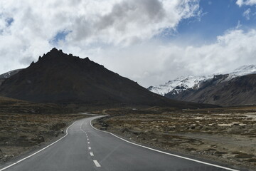 Lachung La to Sarchu, Ladakh (India)