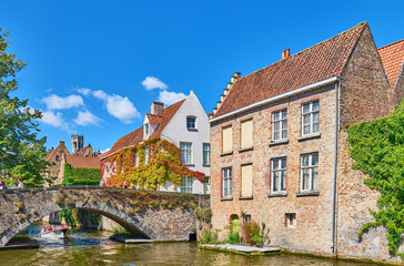 Fototapeta na wymiar Bruges historic and traditional architectures
