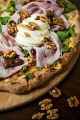 pizza noci fiordilatte e cotto