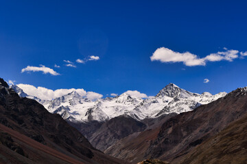 Fototapeta premium Baralacha to Manali, Himachal Pradesh (India)