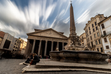 Fototapeta na wymiar long exposure of the Pantheon. Rome, Italy