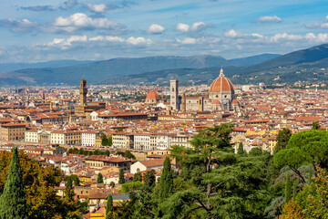 Fototapeta na wymiar Florence cityscape with Duomo cathedral and Palazzo Vecchio palace over city center, Italy