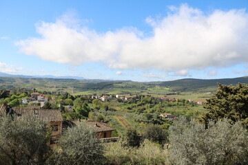 Fototapeta na wymiar View around San Gimignano in spring, Tuscany Italy