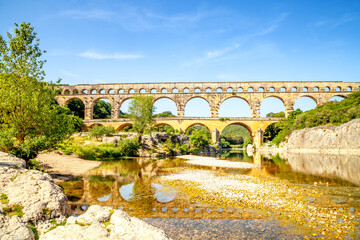 Fototapeta premium Pont Du Gard, römisches Aquädukt, Vers Pont Du Gard, Frankreich 