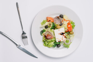 salad with shrimps and vegetables