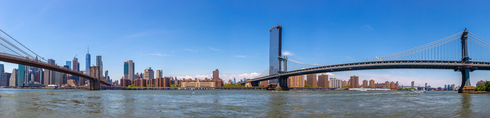 Naklejka premium Manhattan Bridge and Brooklyn Bridge