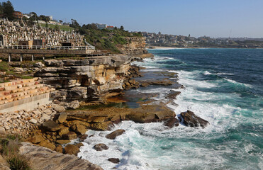 The cliff and the ocean - Coastal Walk, Sydney, Australia