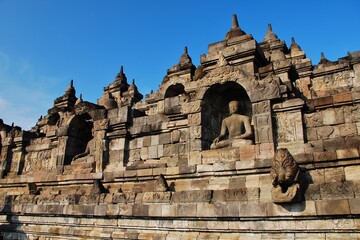 世界遺産 ボロブドゥ－ル遺跡・インドネシア