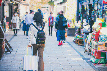 Obraz premium 旅する女性 trip