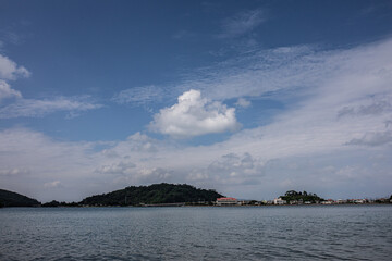 沖縄の空と海