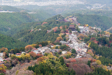 花矢倉展望台からみる秋の吉野山