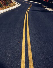 road with yellow lines