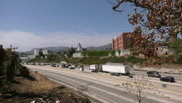 police roll down 101 freeway in Los Angeles