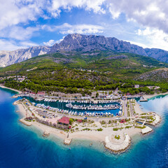Obraz premium View of Tucepi waterfront in Krvavica, Dalmatia region of Croatia